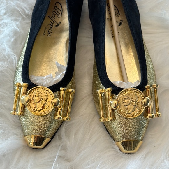 NWOT Vintage Enzo Albanese Roma Gold Coin Suede Embellished Flats size EU 36.5 - Picture 3 of 12